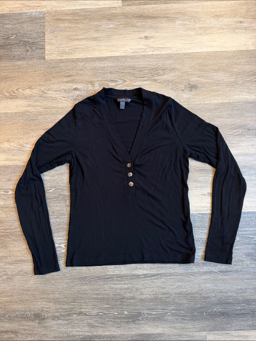 Banana Republic Black Ribbed V-Neck Long Sleeve
